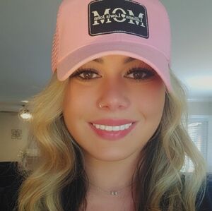 Meet your Posher, Candice